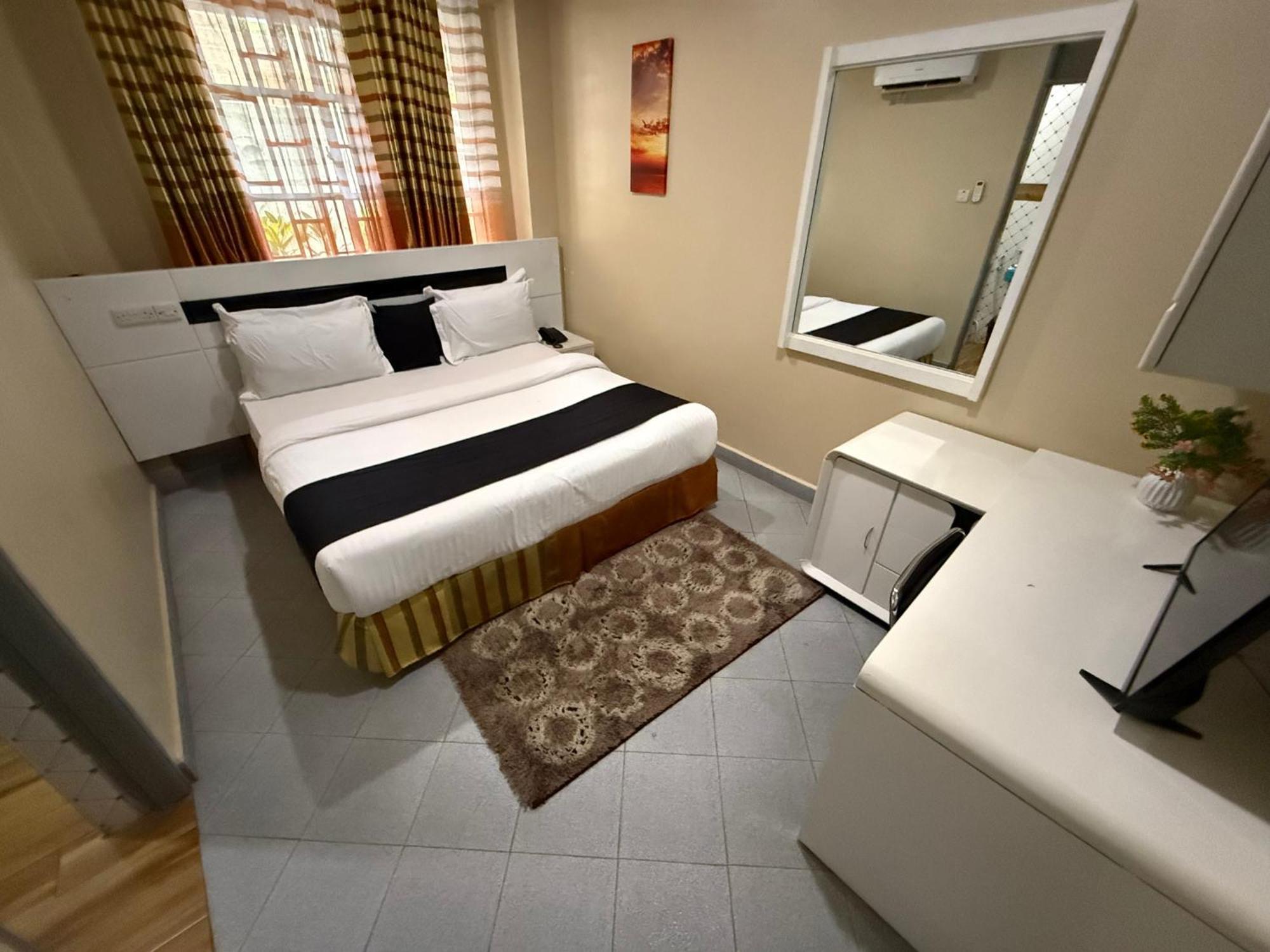 Kingdom Apartments Mwanza Exterior photo